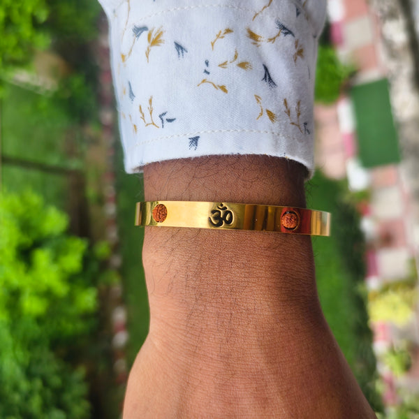 Om Rudraksha Men’s Kada