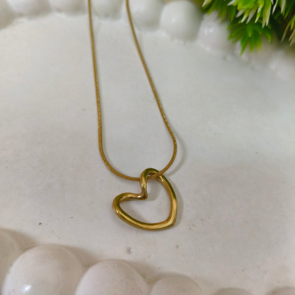Golden Heartbeat Anti-Tarnish Pendant Necklace