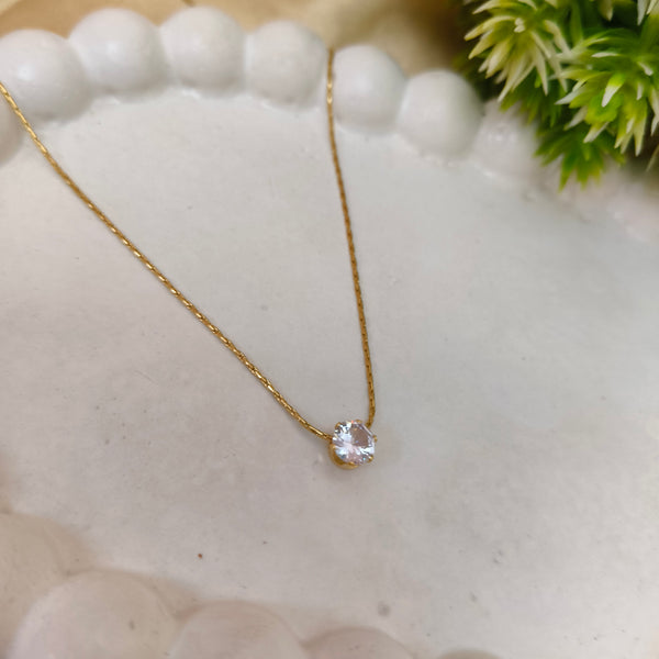 Radiance Solitaire Minimal Pendant Chain