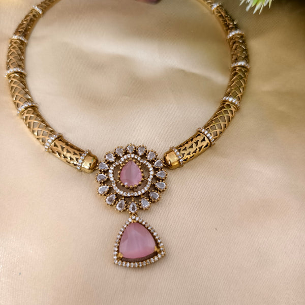 Pendant style Traditional Kante necklace