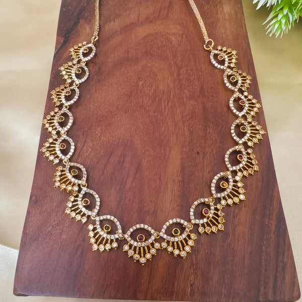Timeless Heritage Necklace Set