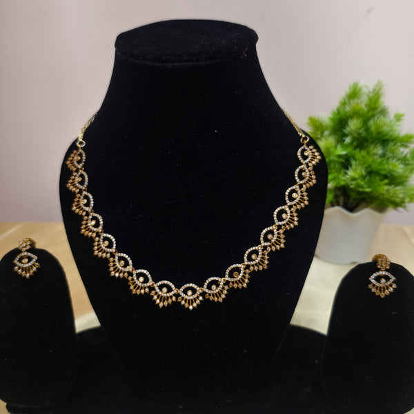 Timeless Heritage Necklace Set