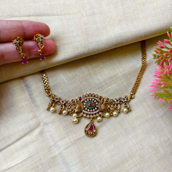 Heritage Queen Antique Choker