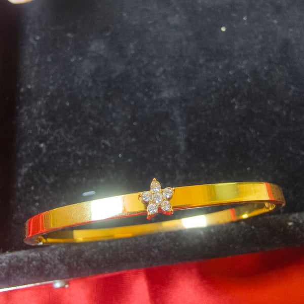 Flora Shine Anti-Tarnish Bracelet