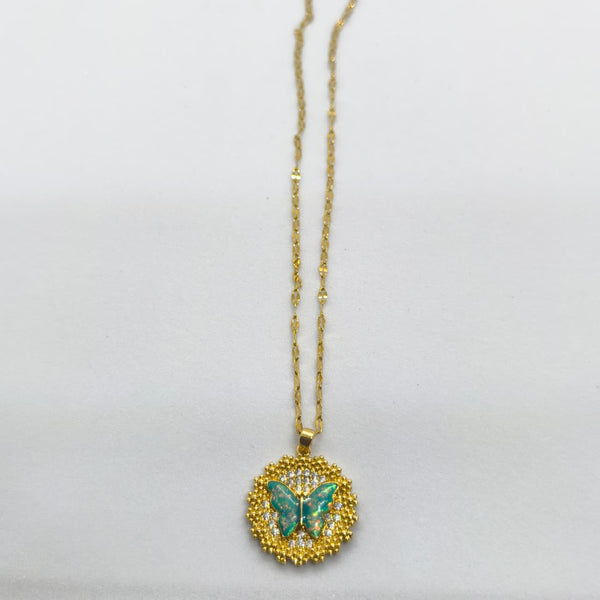 Emerald Flutter Pendant Chain