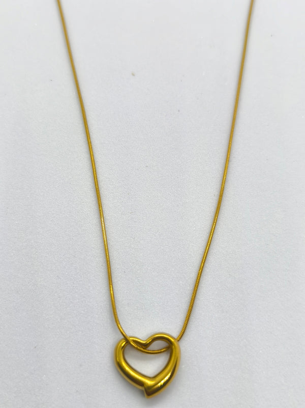 Eternal Love Anti-Tarnish Heart Pendant Chain