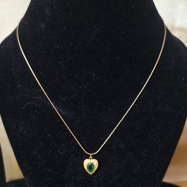 Emerald Glow Heart Pendant Necklace
