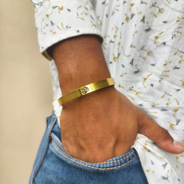 Divine Om Gold-Tone Men's Kada