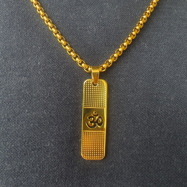 Divine Om Anti-Tarnish Men’s Gold Chain Pendant