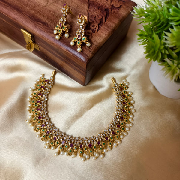 Maharani Elegance Antique Necklace Set