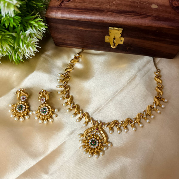 Regal Heritage Antique Necklace Set