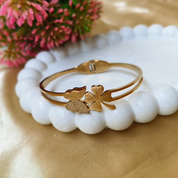 Lucky Charm Bracelet 🍀🦋