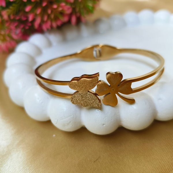 Lucky Charm Bracelet 🍀🦋