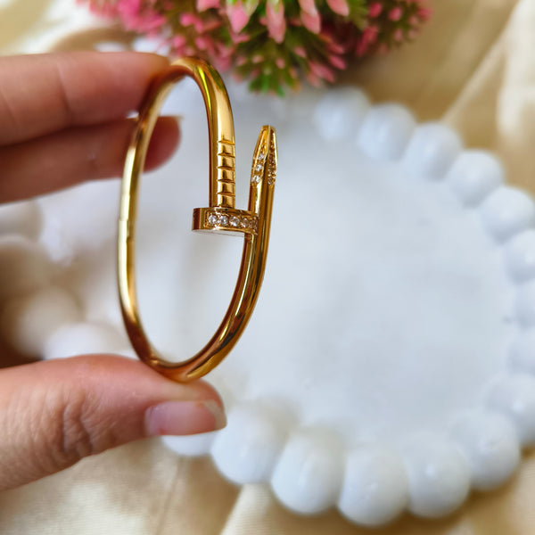 Golden Luxe Nail Bracelet