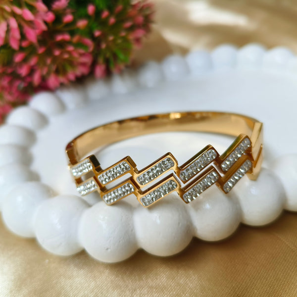 Aurora Zigzag Spark Bracelet
