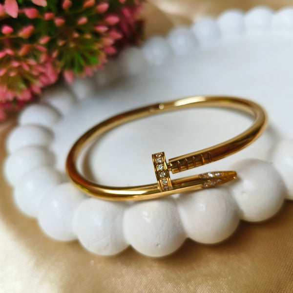 Bold Nail Head Bracelet(Baby Size)