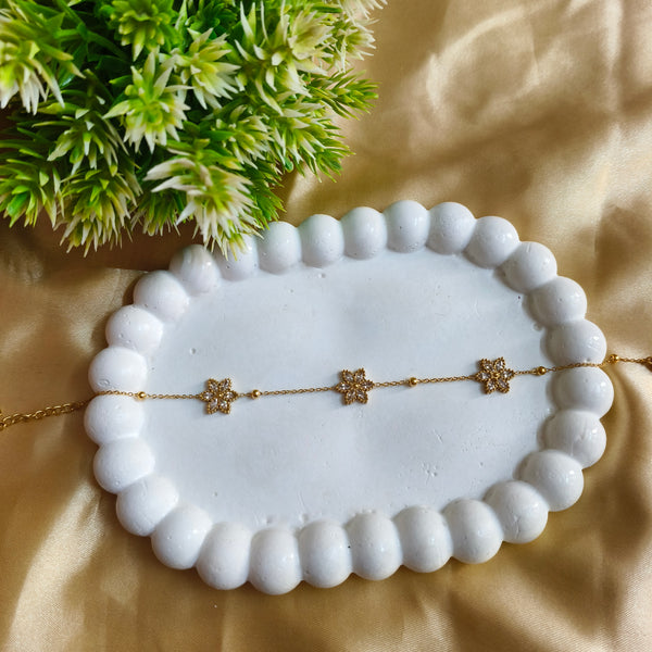 GlitzBloom Flower Bracelet