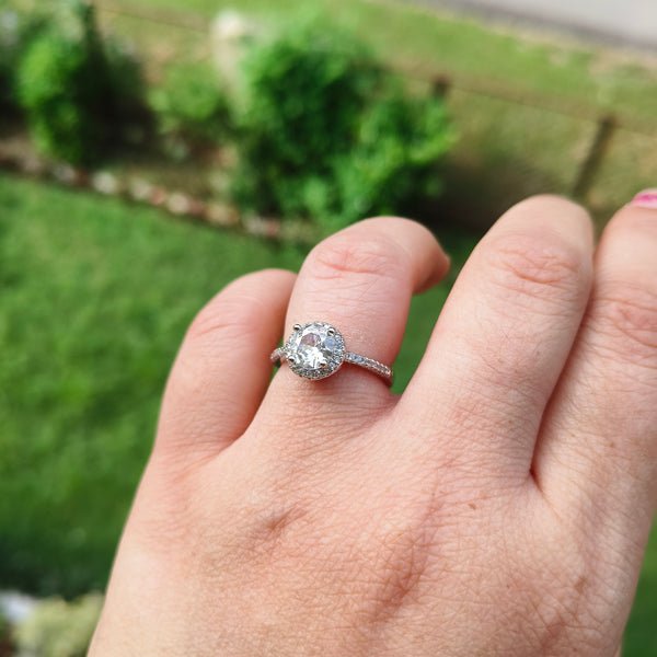 Glacia Solitaire Anti-Tarnish Ring
