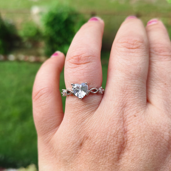 Lustra Heart Anti-Tarnish Ring