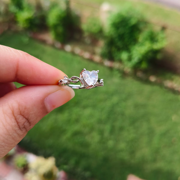 Lustra Heart Anti-Tarnish Ring