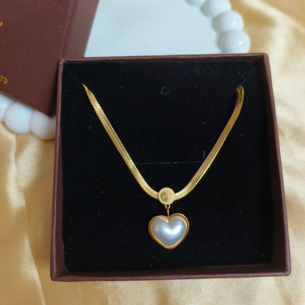 Lustrous Love Heart Pearl Pendant Chain