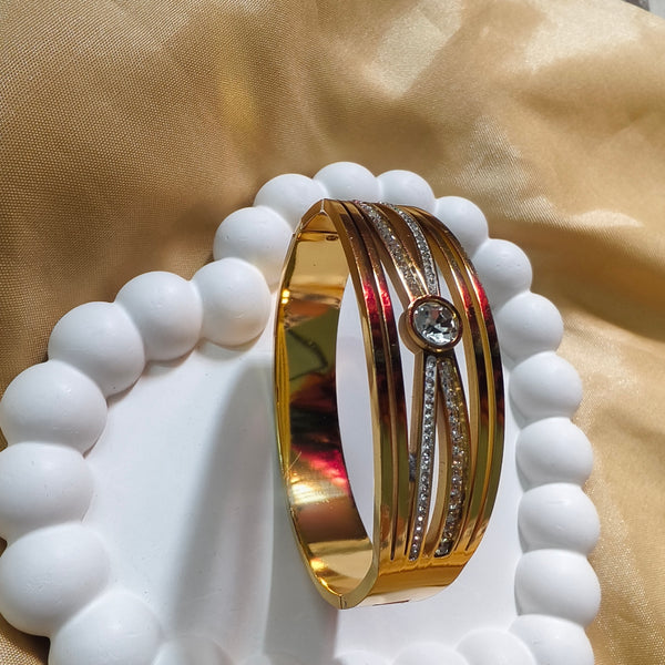 Luma Gold Bracelet