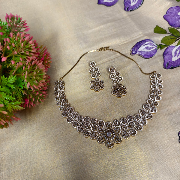 Mehendi Plated Diamond Necklace Set