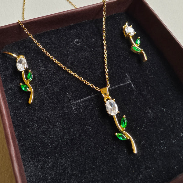 Emerald Bloom Anti-Tarnish Pendant Chain Set