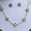 Luxe White Clover Glow Set