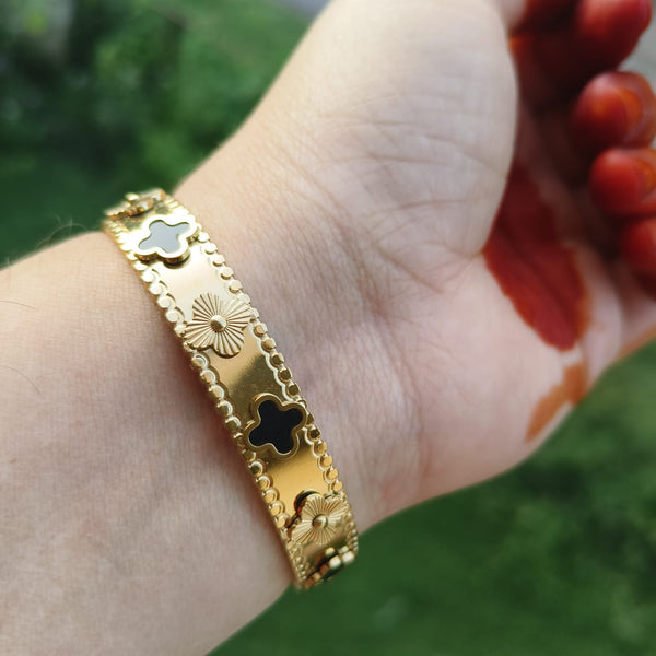 Luna Noir Anti-Tarnish Clover Kada